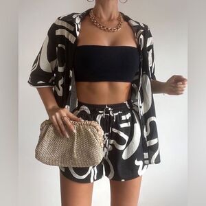Seven Wonder York Printed Shorts Size Large Black/White Elastic Waist NWT